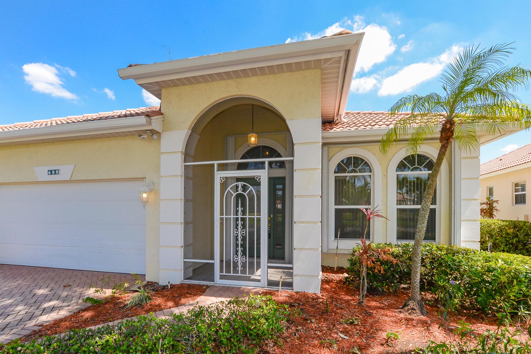 KINGS ISLE (Isle of Capri - Residential