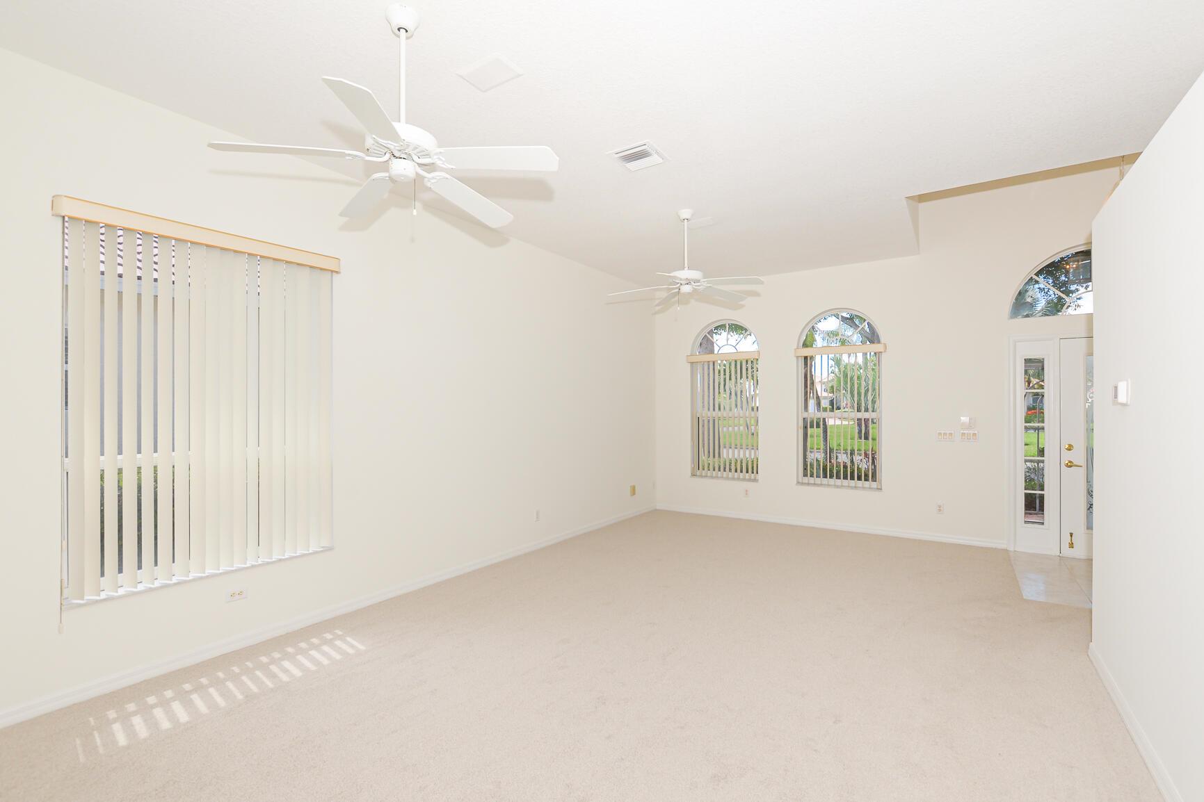 KINGS ISLE (Isle of Capri - Residential