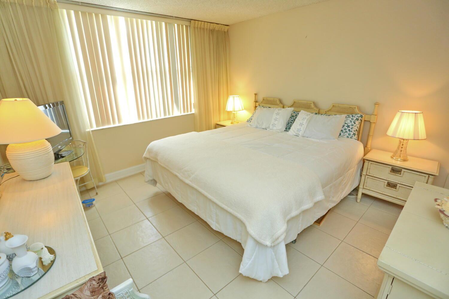 Tradewinds of Pompano - Residential Lease