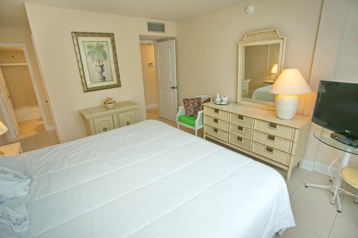 Tradewinds of Pompano - Residential Lease