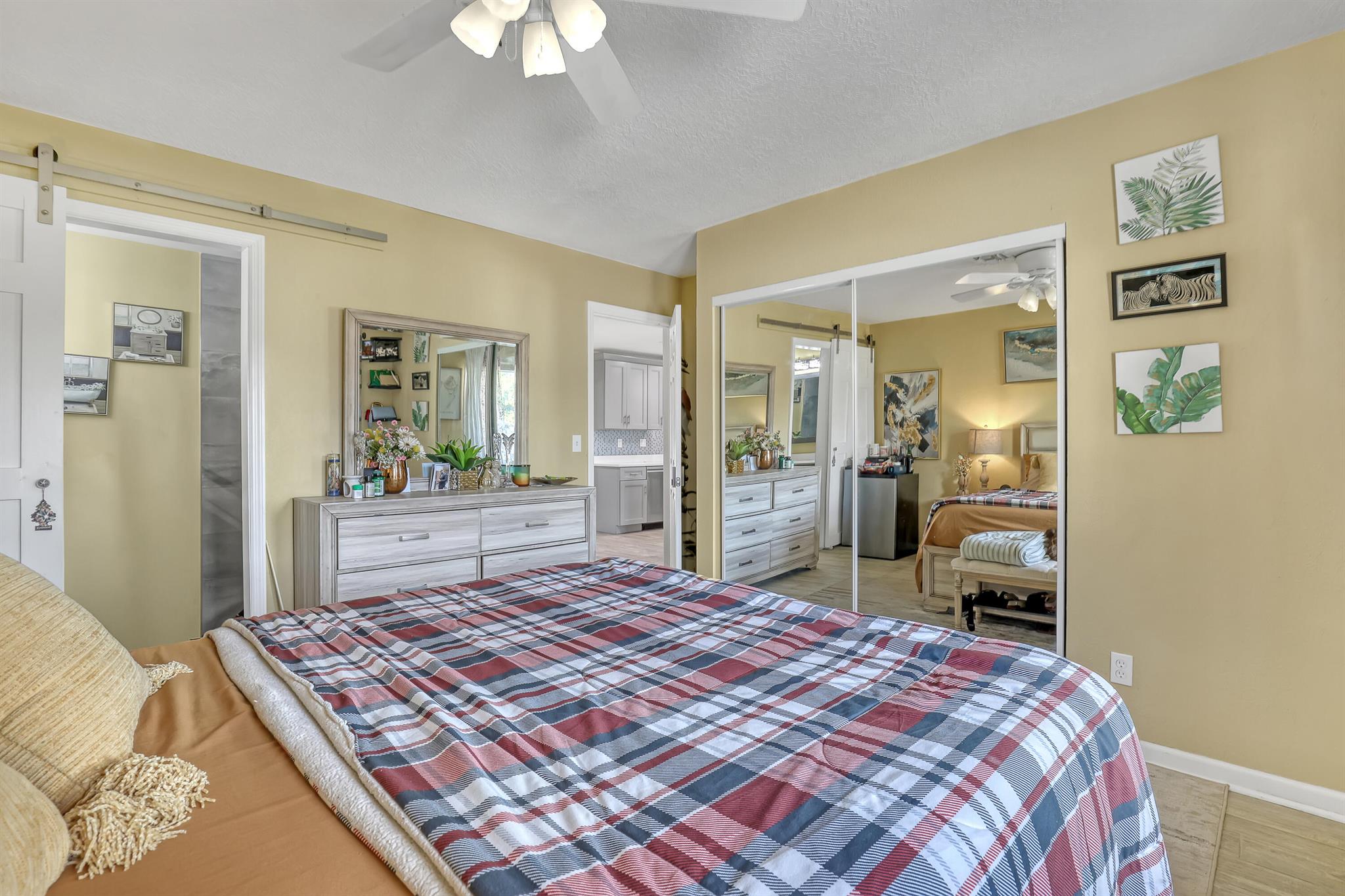 ROOSEVELT ESTS IN PB 25 P - Residential