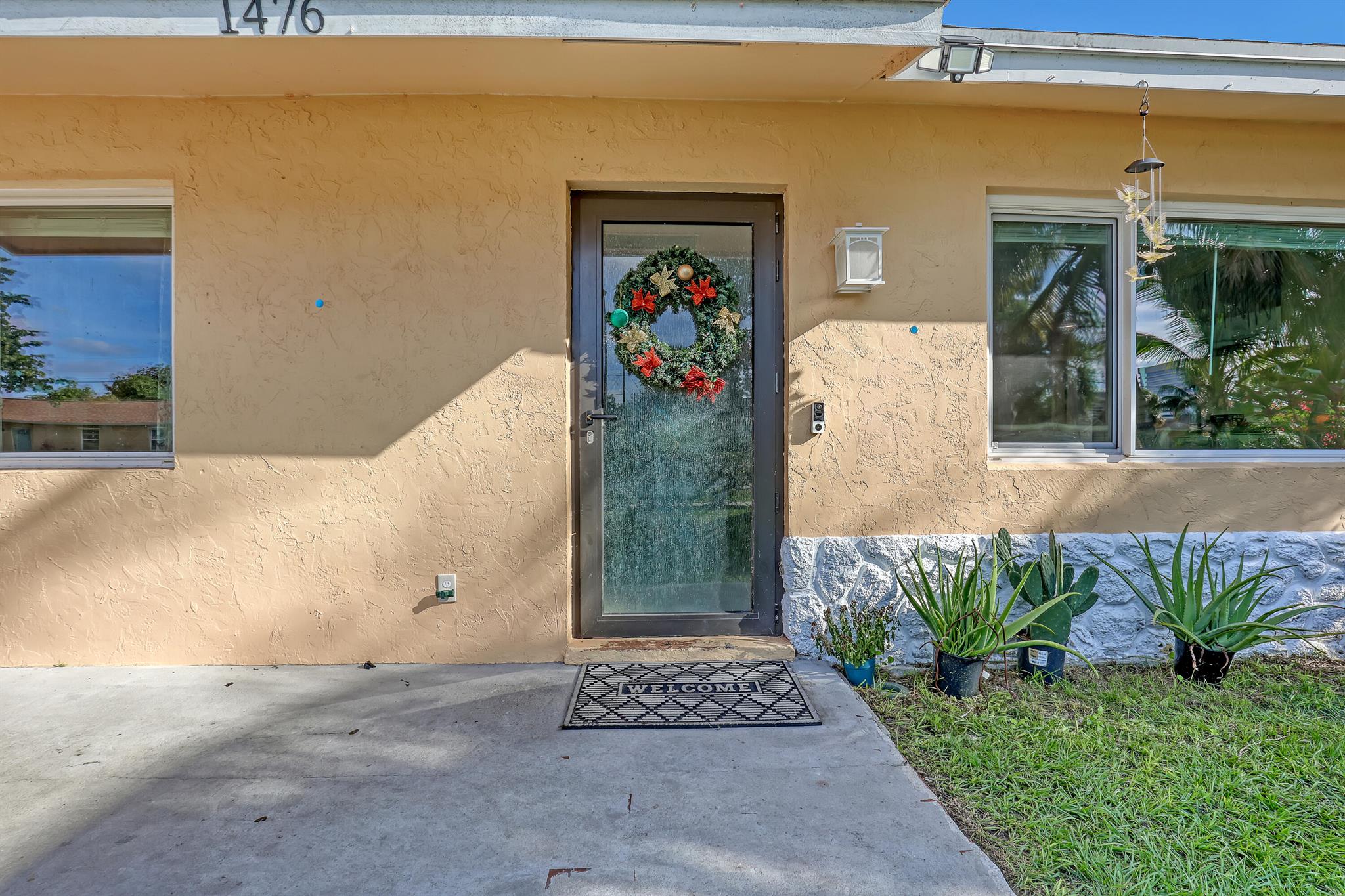 ROOSEVELT ESTS IN PB 25 P - Residential