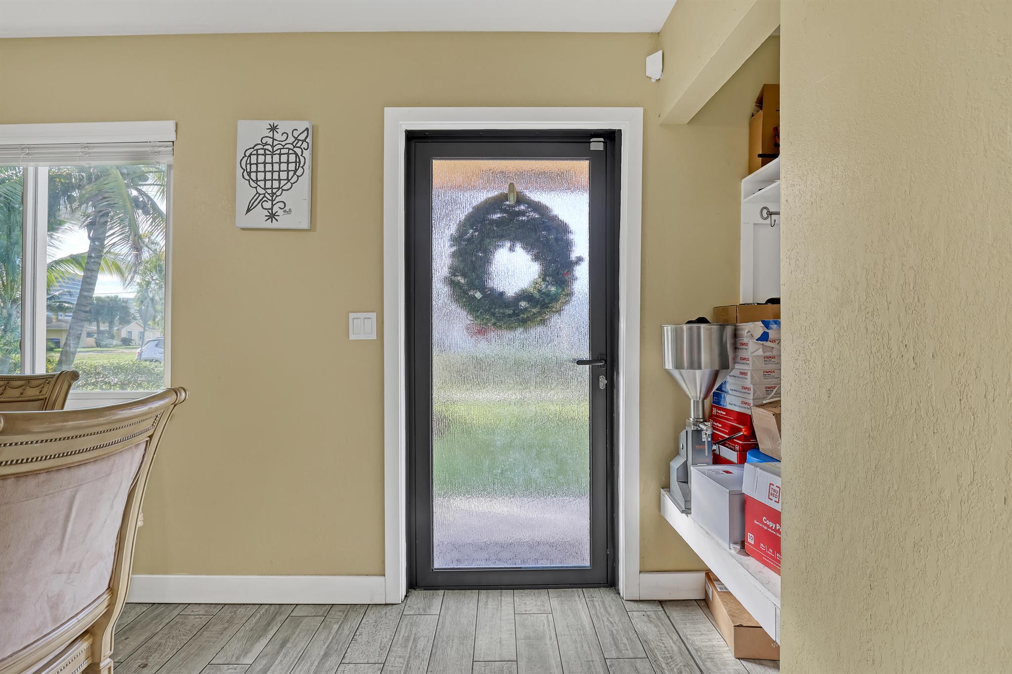 ROOSEVELT ESTS IN PB 25 P - Residential