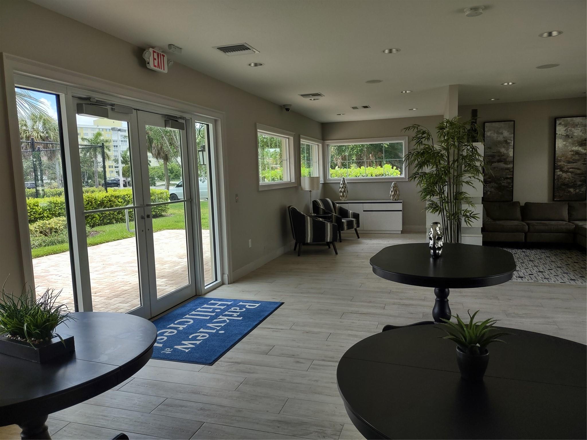 4200 Hillcrest Drive 405
