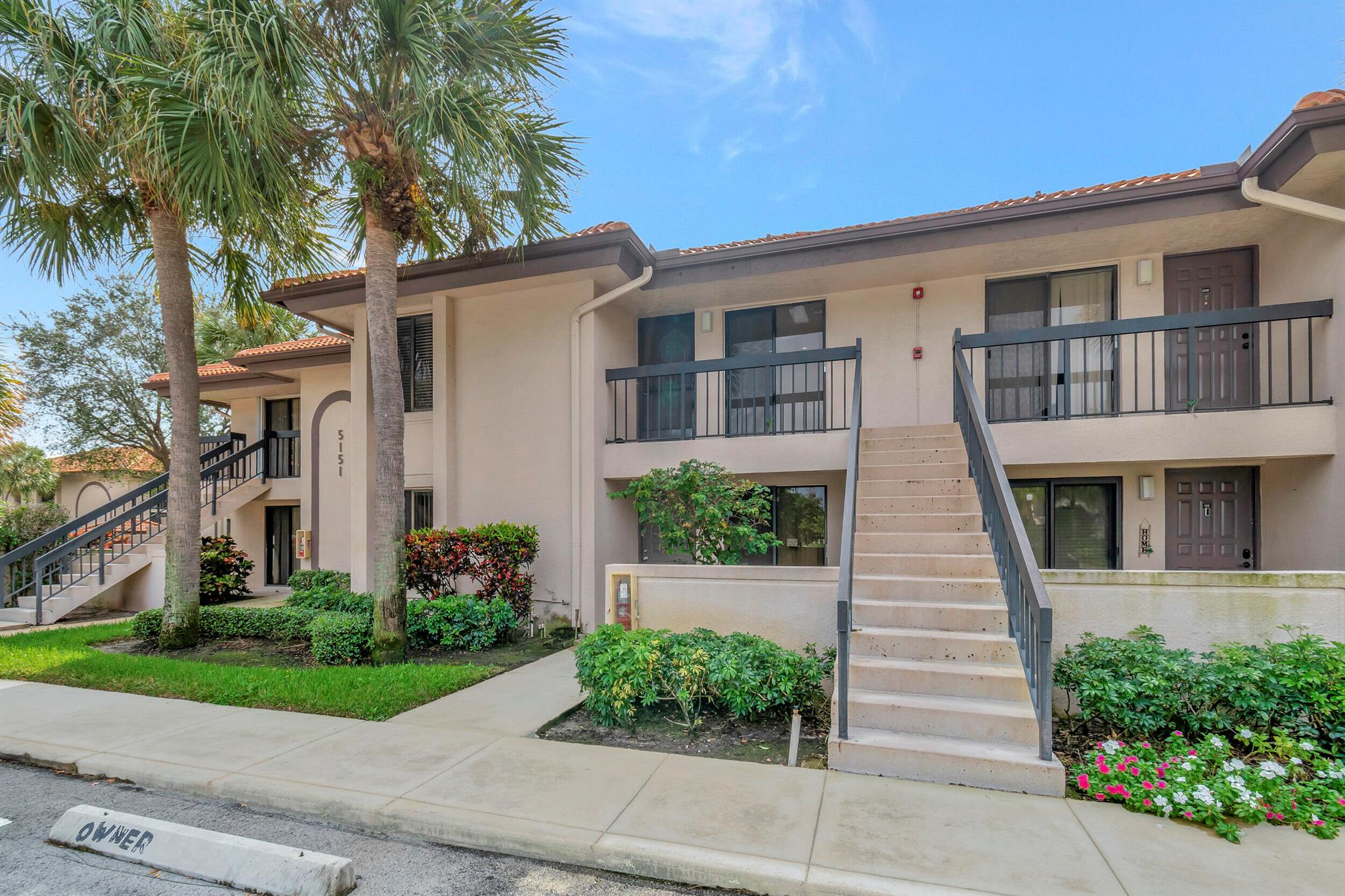 5151 W Club Circle 207