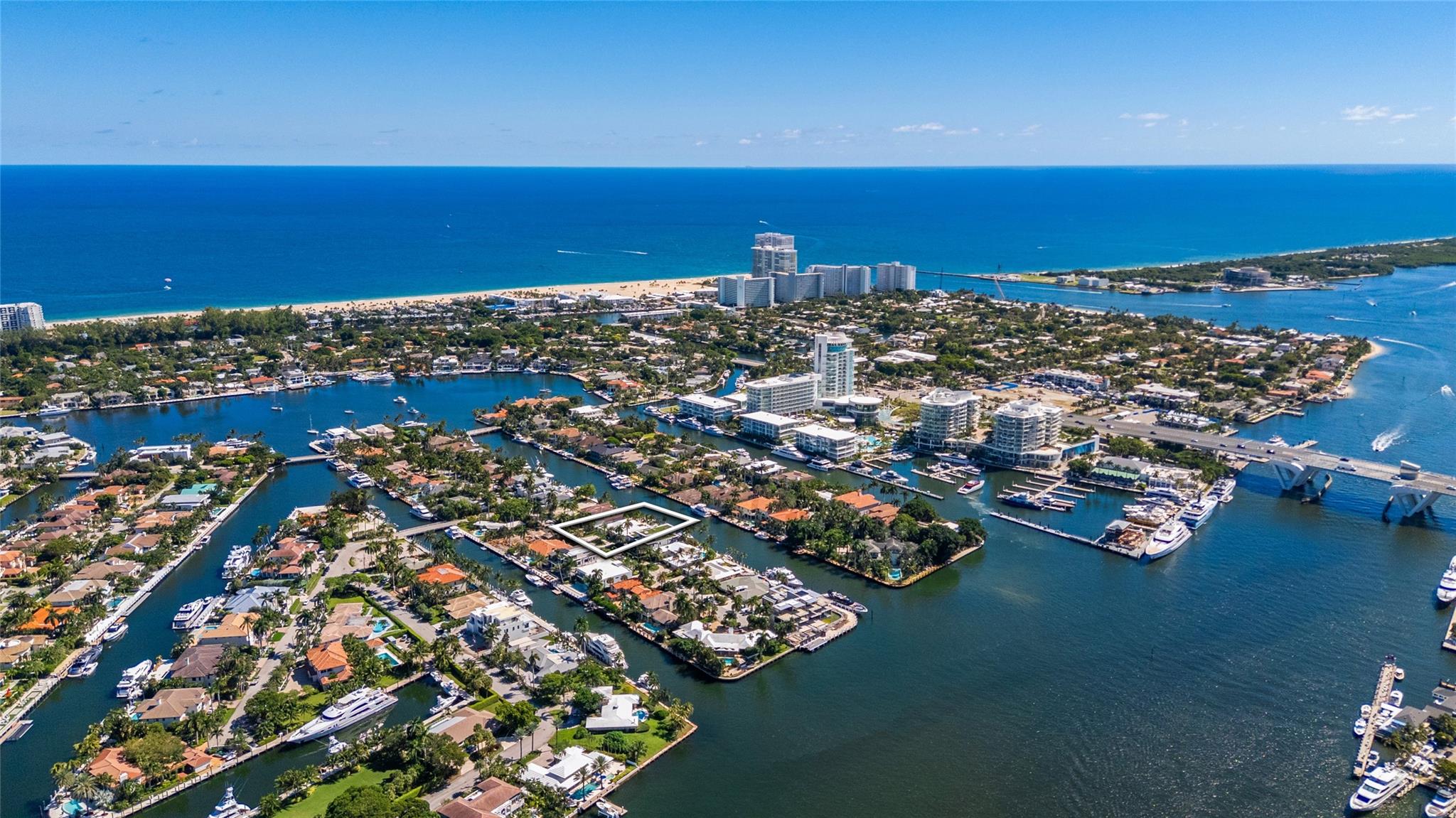 Lucille Island 37-19 B - Residential