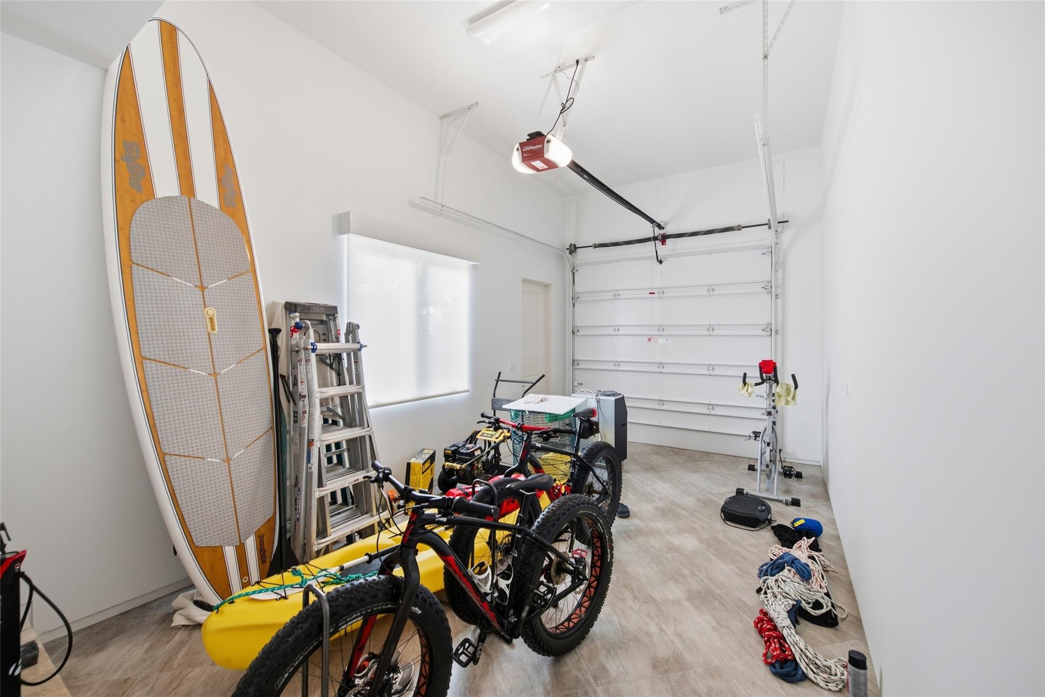 Lucille Island 37-19 B - Residential