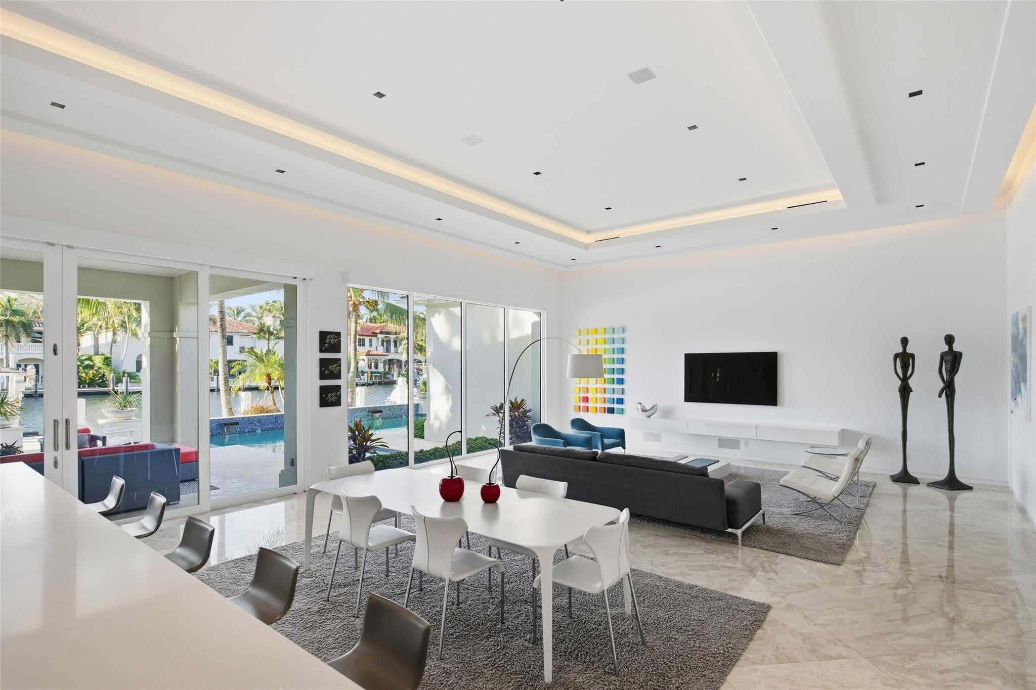 Lucille Island 37-19 B - Residential