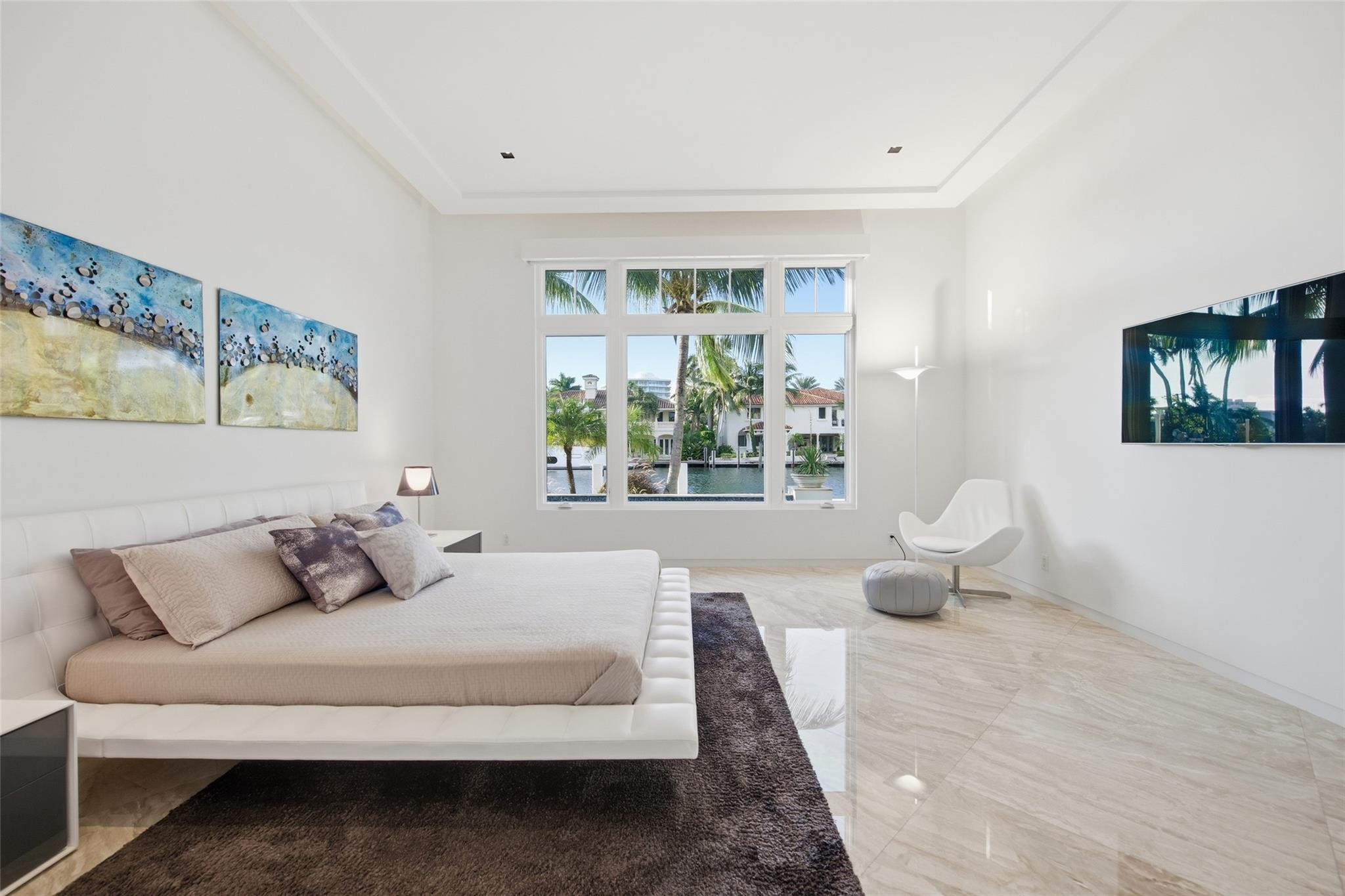 Lucille Island 37-19 B - Residential