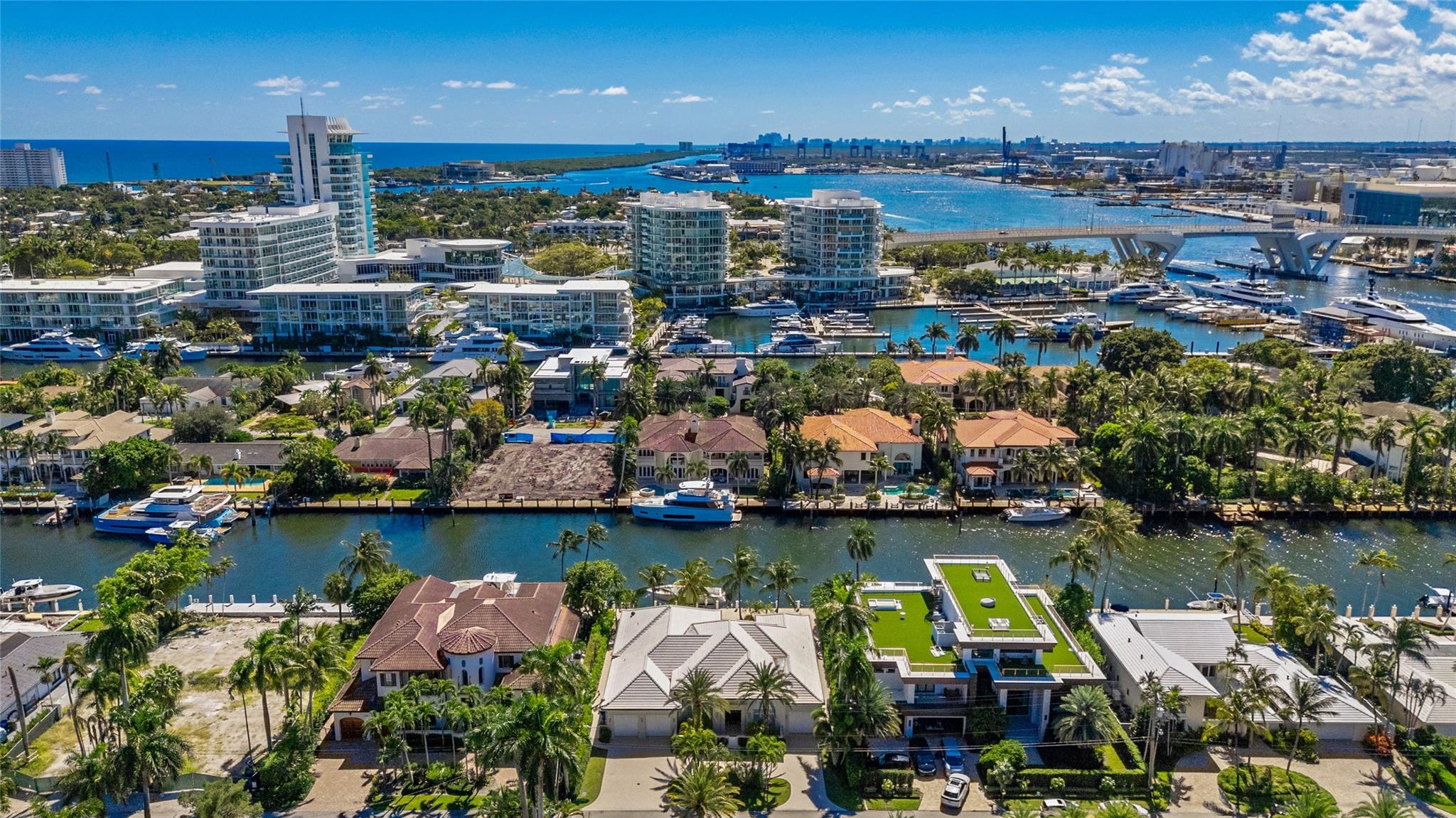 Lucille Island 37-19 B - Residential