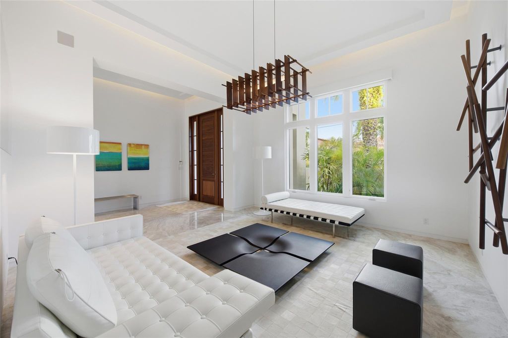 Photo of 2530 Lucille Dr, Fort Lauderdale, FL 33316 (MLS # F10531421)