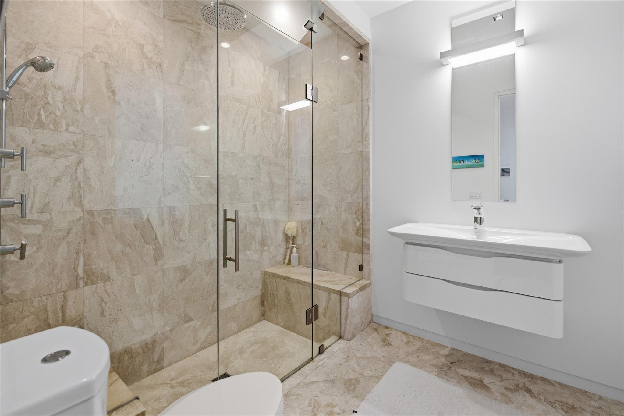 Lucille Island 37-19 B - Residential