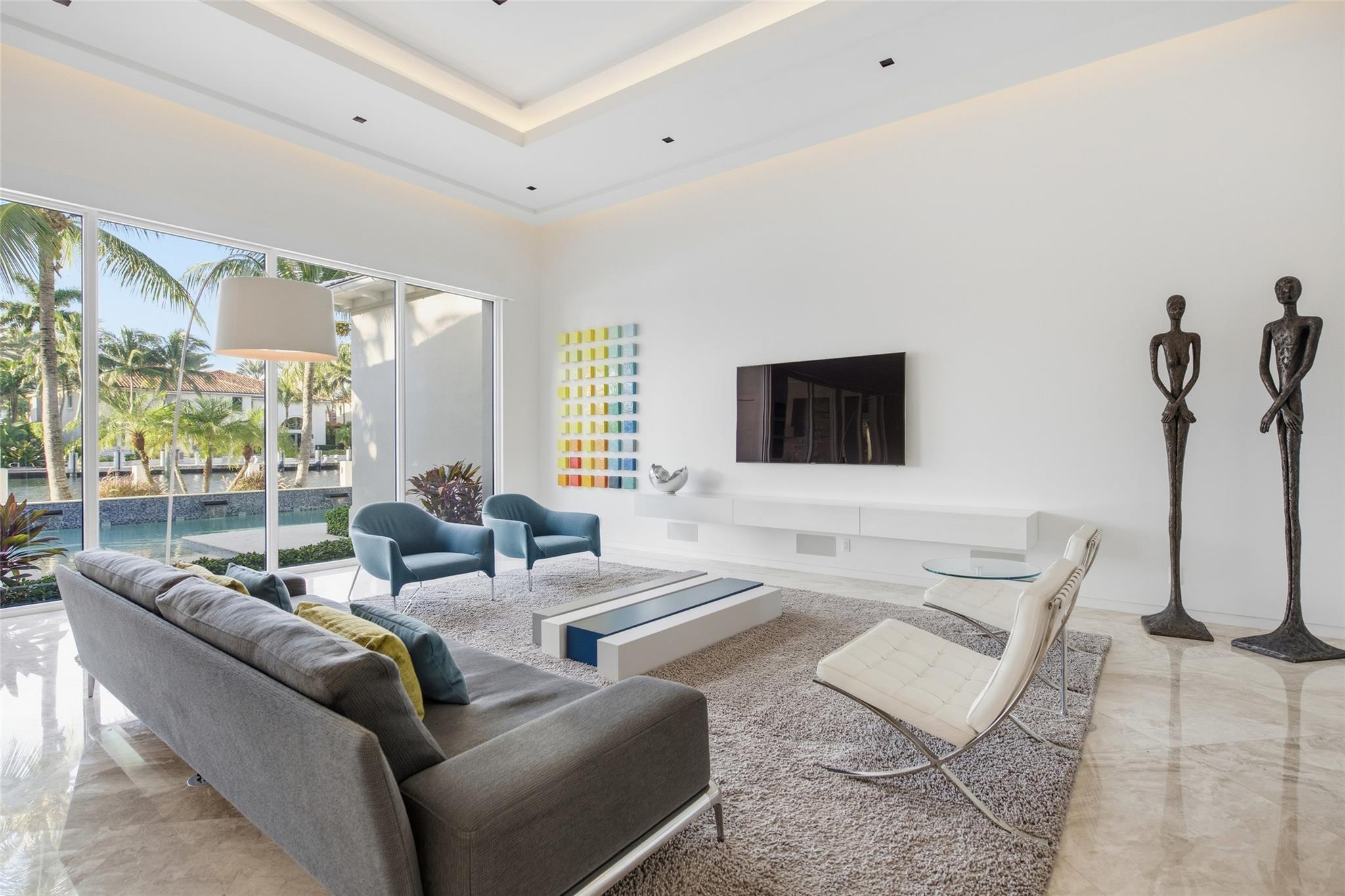 Lucille Island 37-19 B - Residential