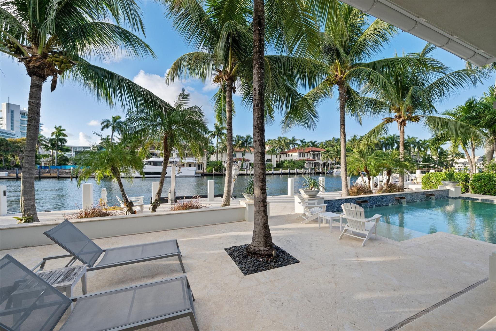 Lucille Island 37-19 B - Residential