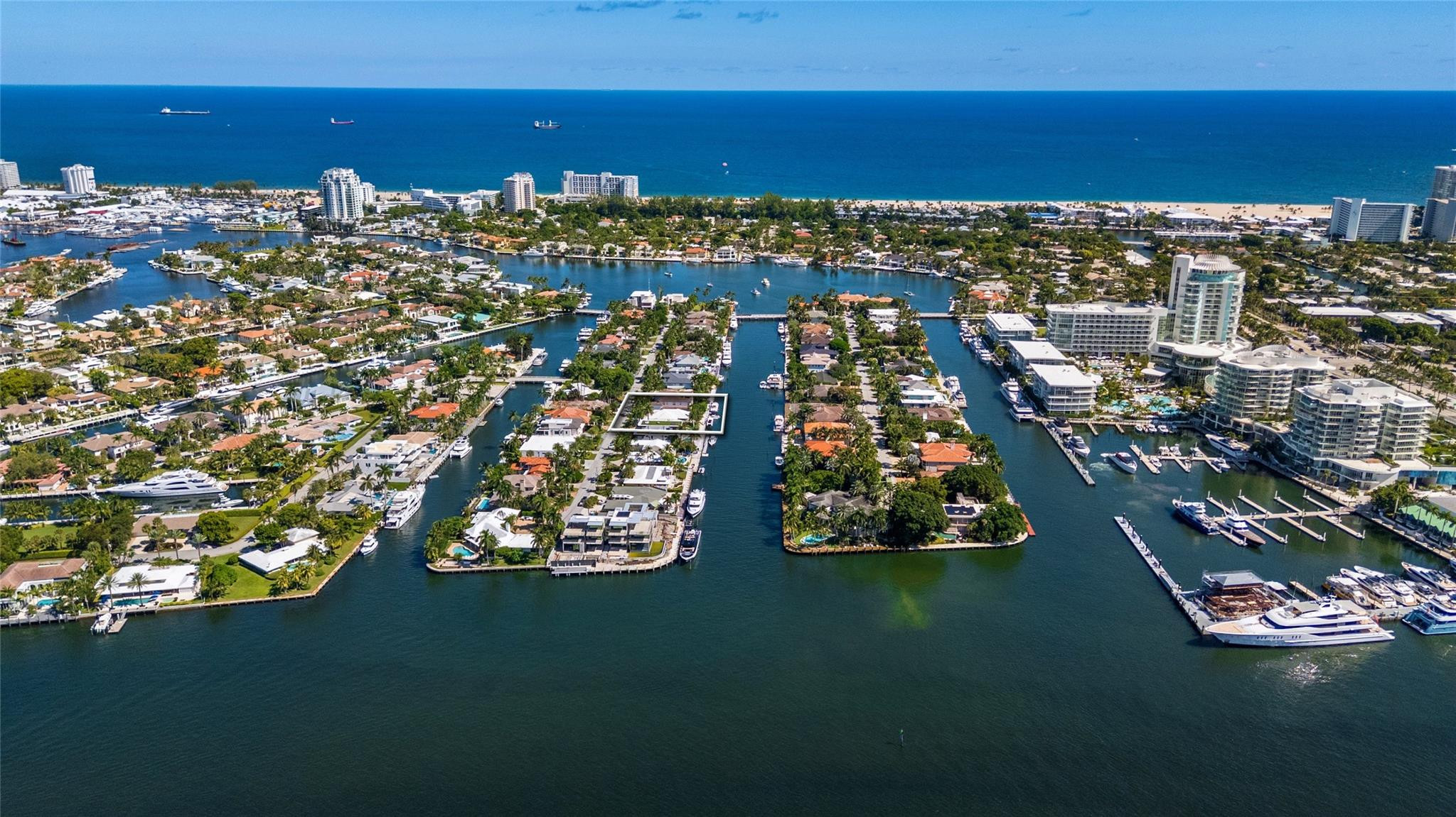 Lucille Island 37-19 B - Residential