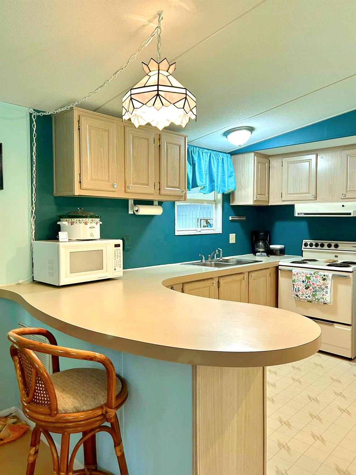 RIVER OAKS SUB - Residential