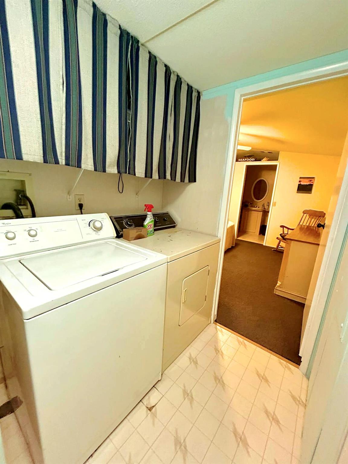 RIVER OAKS SUB - Residential