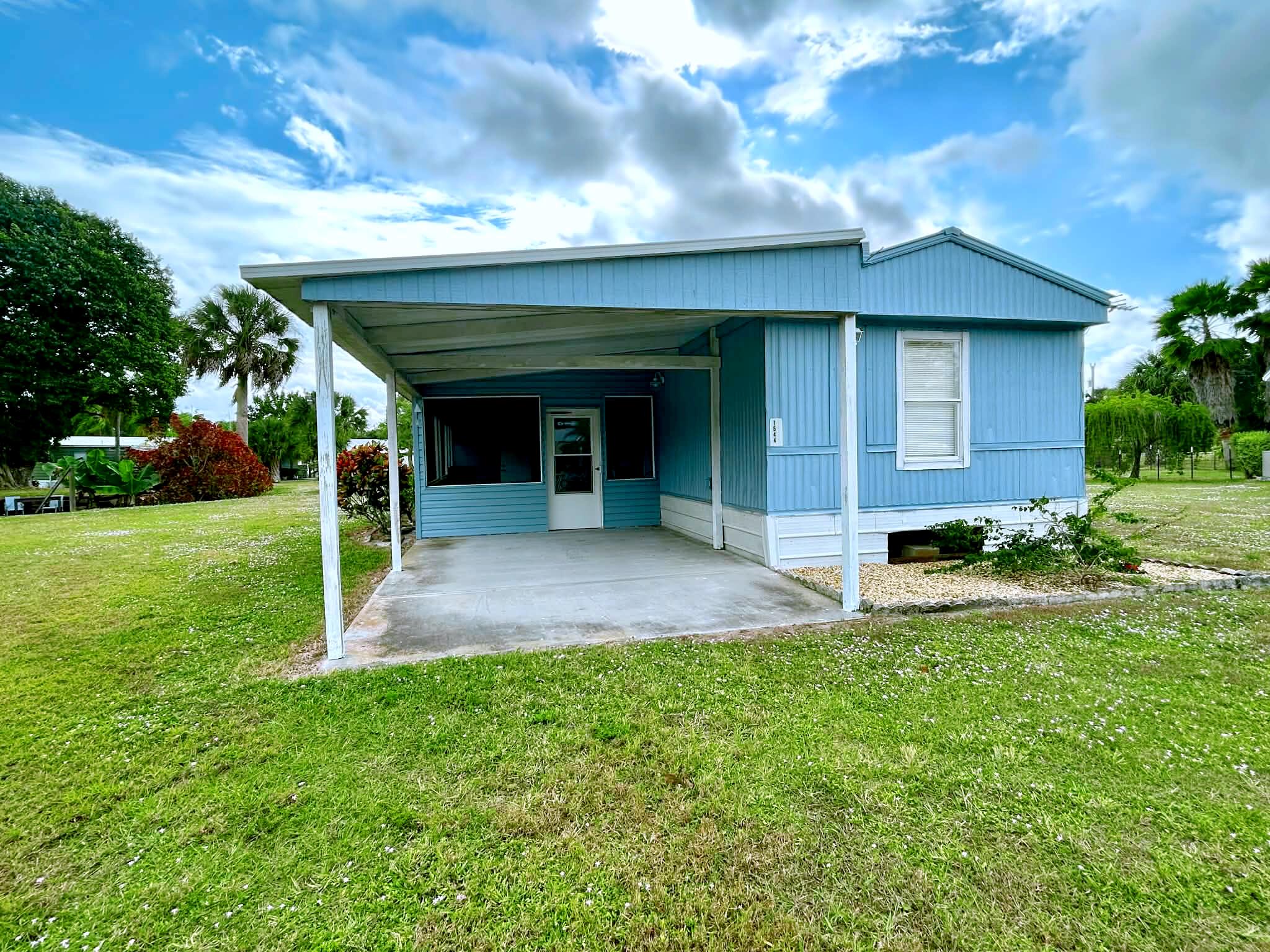 RIVER OAKS SUB - Residential