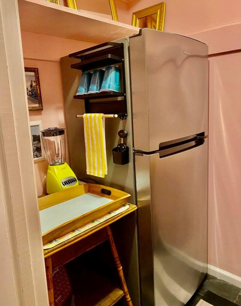 TOWNSITE APTS SEVENTEEN C - Residential Lease