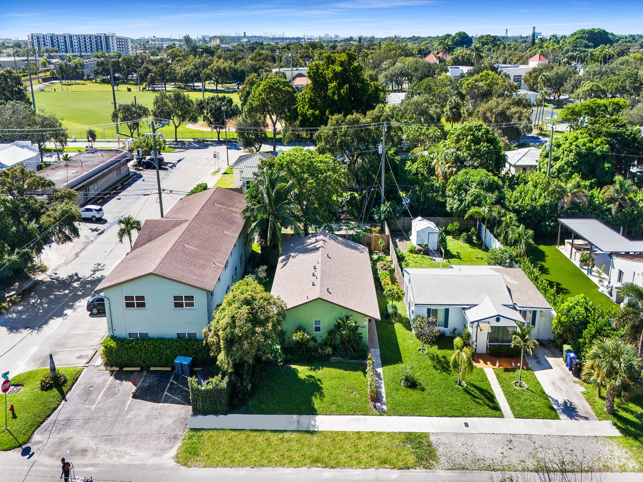 304 SW 16th Court 1-3