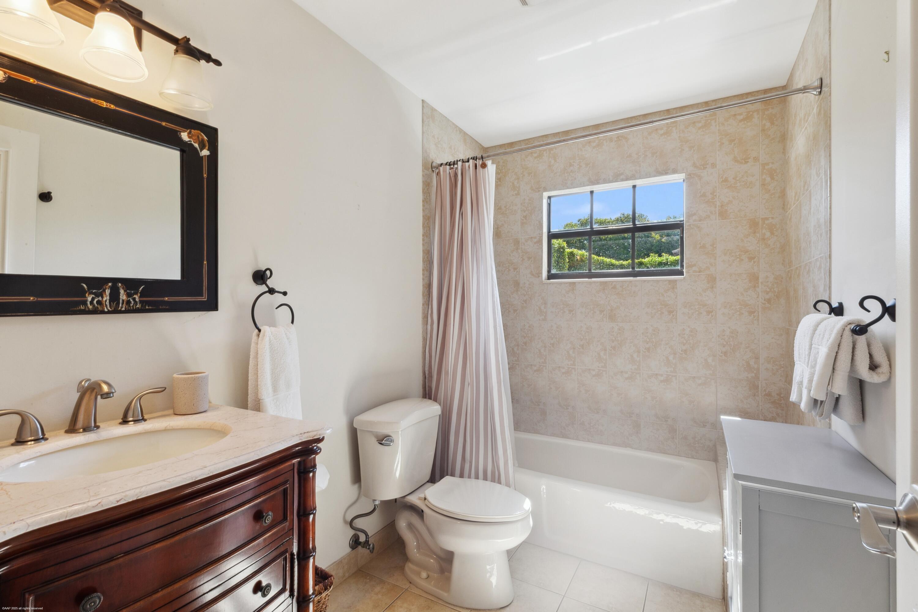 SADDLE TRAIL PARK OF WELLINGTON - Residential