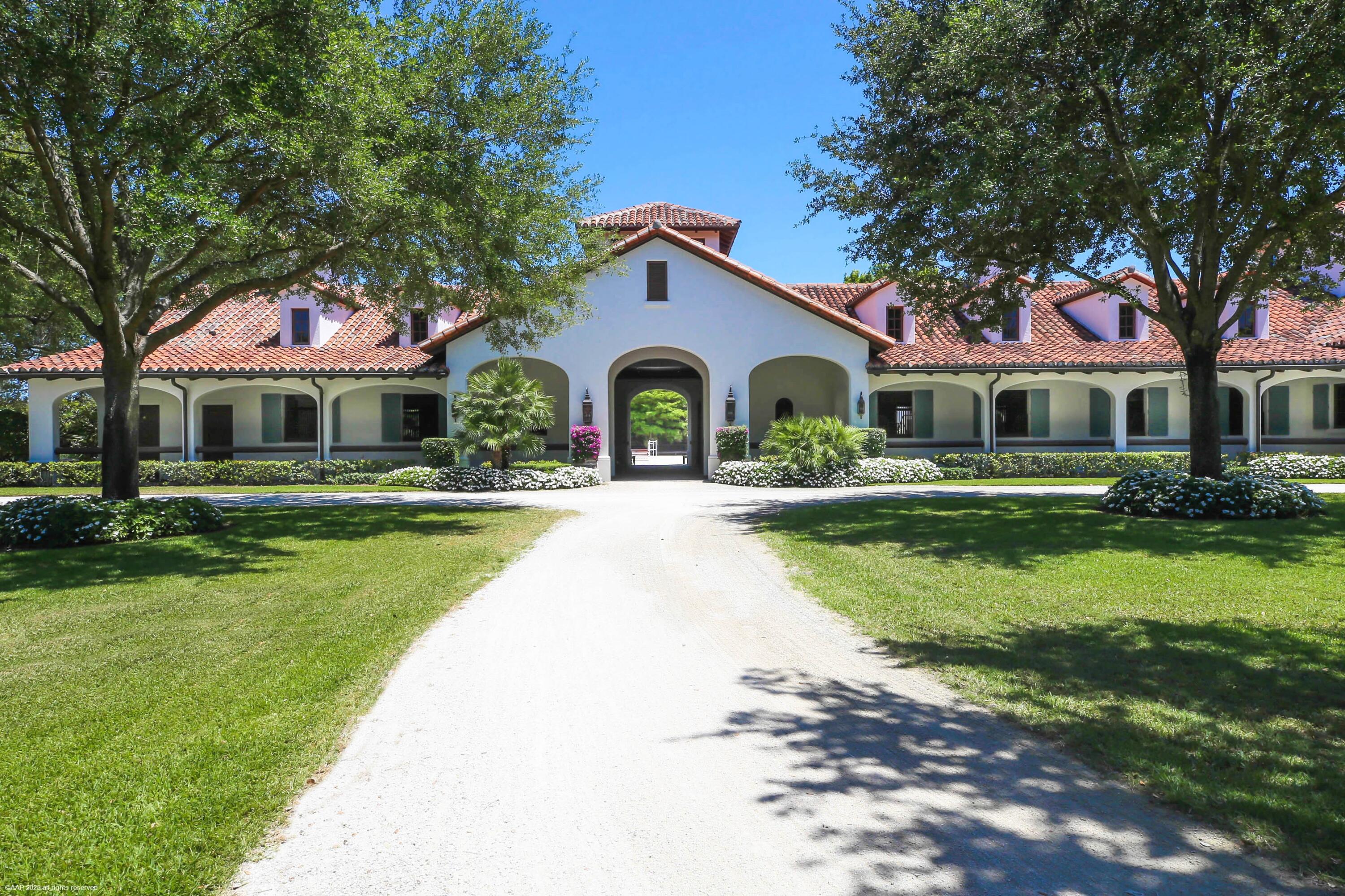 SADDLE TRAIL PARK OF WELLINGTON - Residential