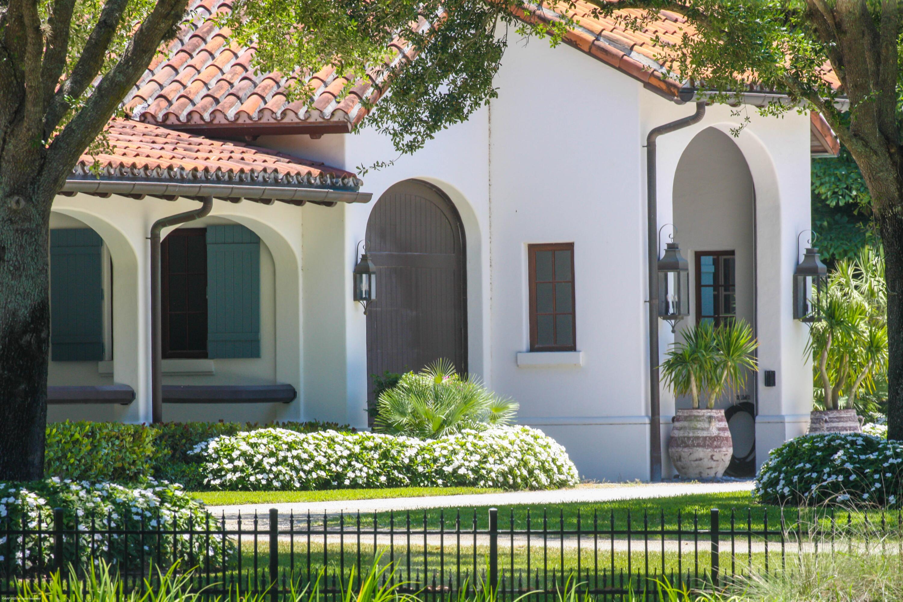 SADDLE TRAIL PARK OF WELLINGTON - Residential