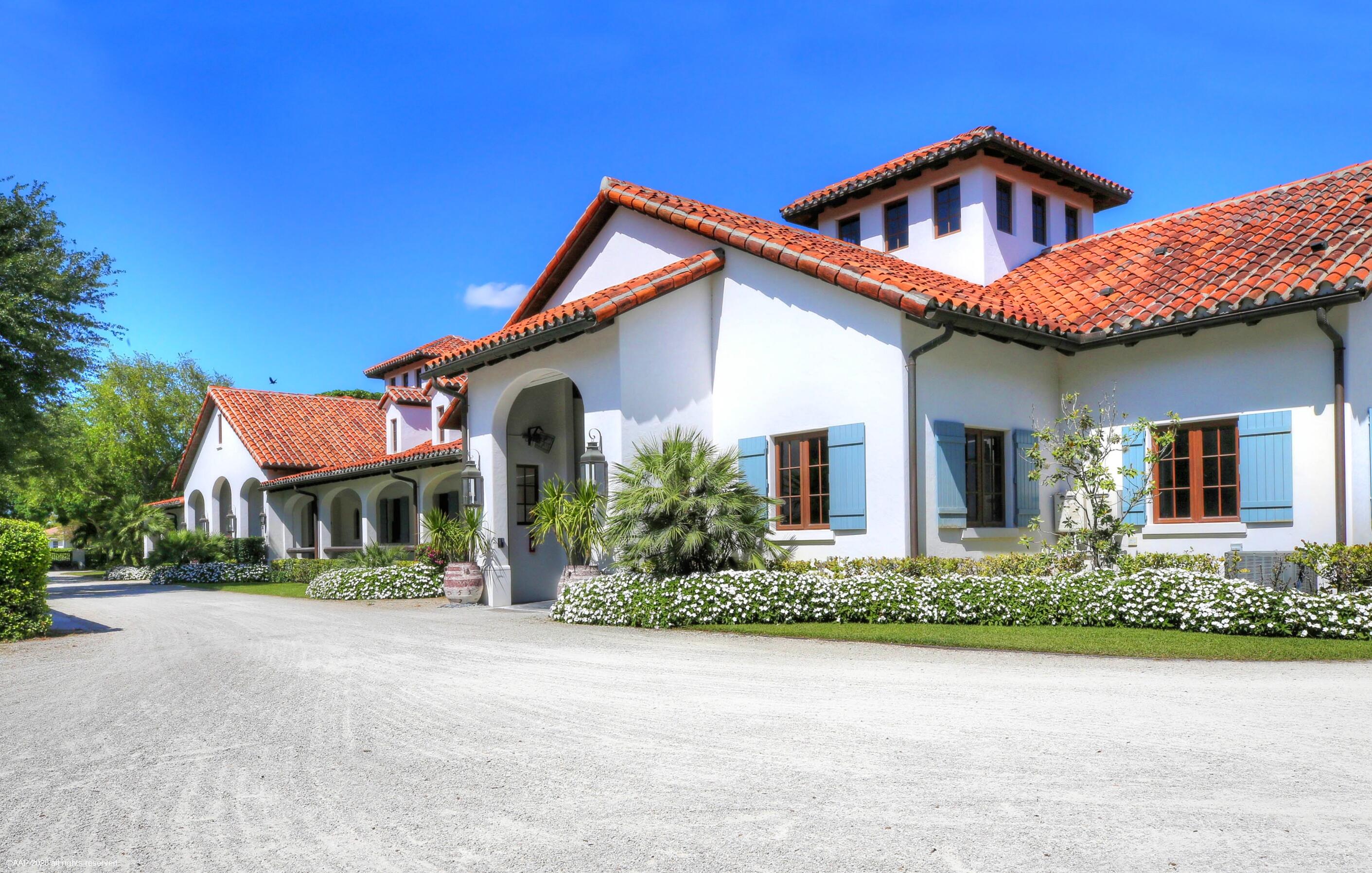 SADDLE TRAIL PARK OF WELLINGTON - Residential