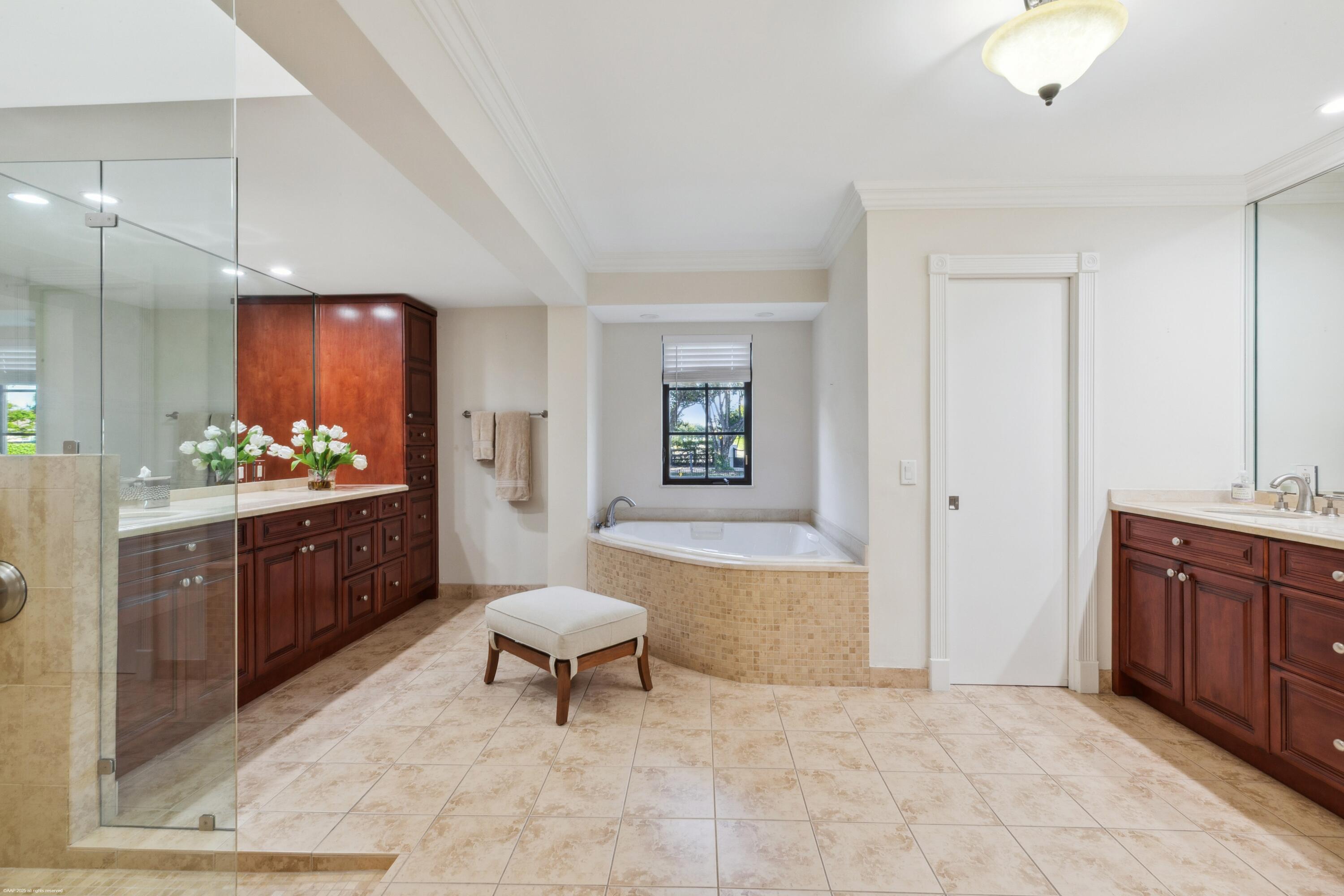 SADDLE TRAIL PARK OF WELLINGTON - Residential