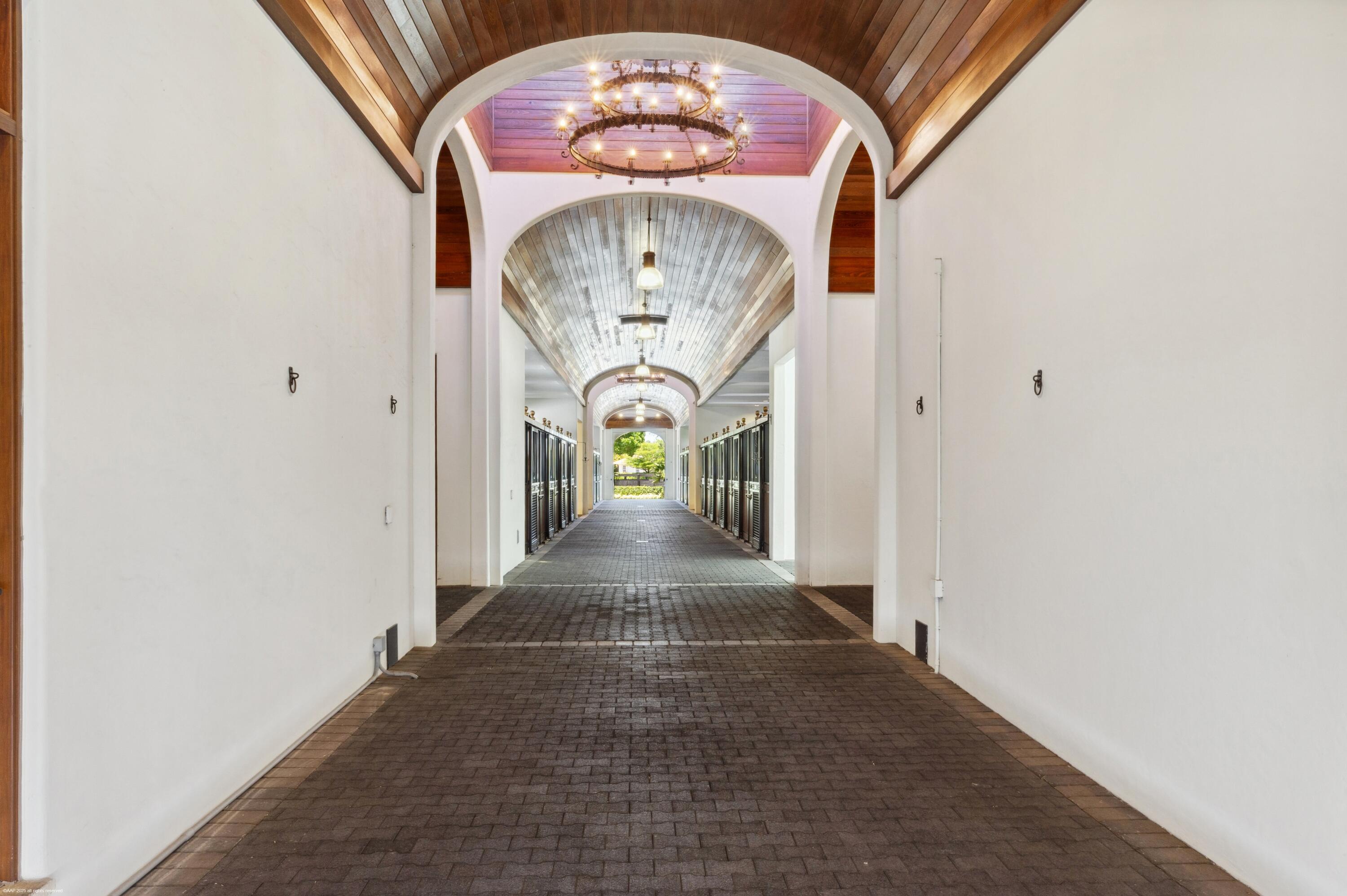 SADDLE TRAIL PARK OF WELLINGTON - Residential