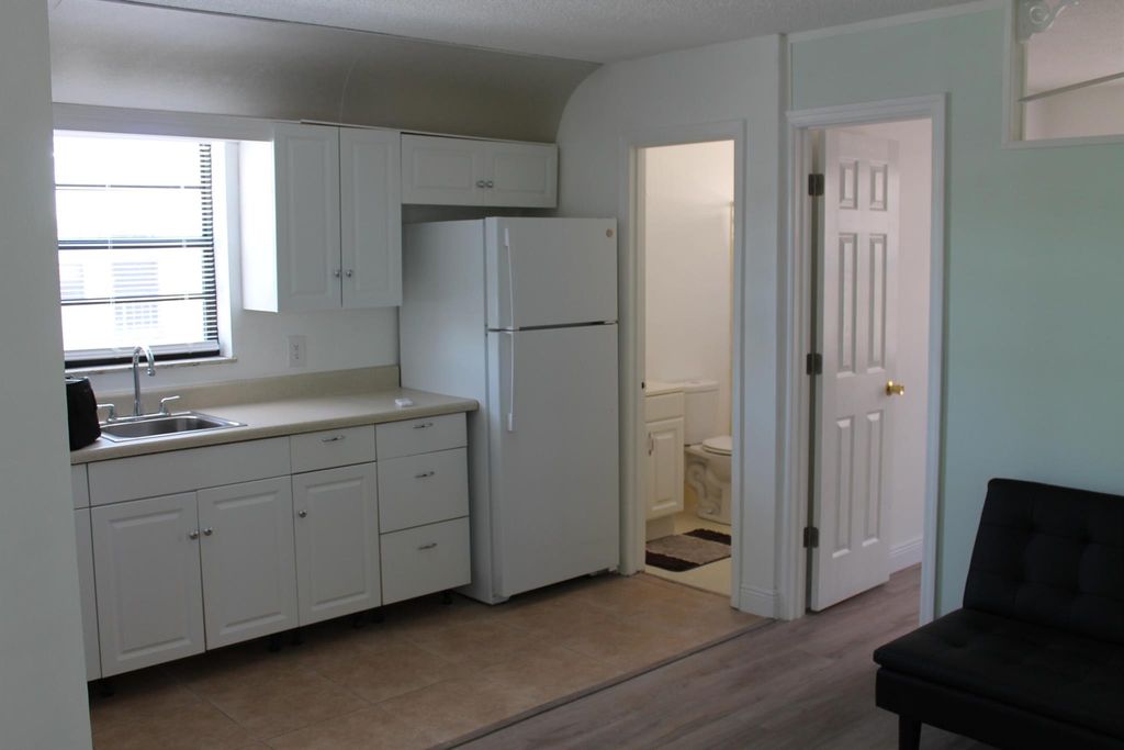 Photo of 1021 SE Monterey Road #C31, Stuart, FL 34994 (MLS # R10989949)