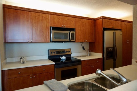 Tiny photo for 777 S FEDERAL Highway #RP901, Pompano Beach, FL 33062 (MLS # B26086002)