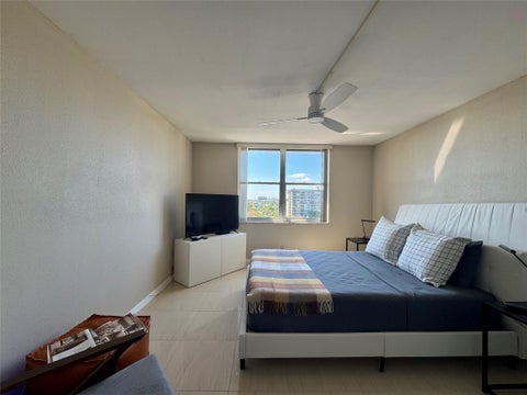 Tiny photo for 777 S FEDERAL Highway #RP901, Pompano Beach, FL 33062 (MLS # B26086002)