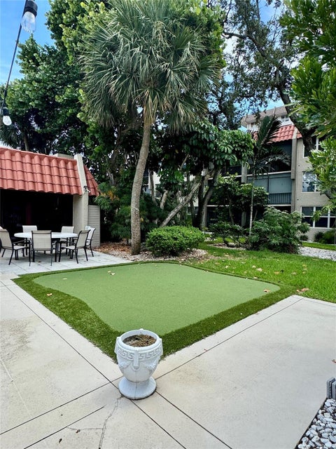 Tiny photo for 777 S FEDERAL Highway #RP901, Pompano Beach, FL 33062 (MLS # B26086002)