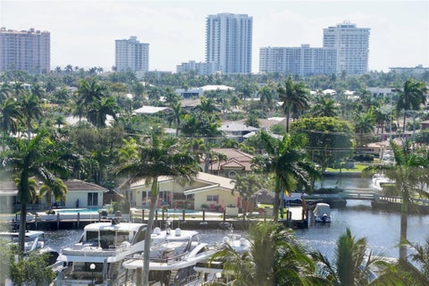 Tiny photo for 777 S FEDERAL Highway #RP901, Pompano Beach, FL 33062 (MLS # B26086002)