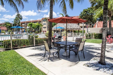 Tiny photo for 777 S FEDERAL Highway #RP901, Pompano Beach, FL 33062 (MLS # B26086002)