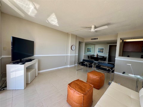 Tiny photo for 777 S FEDERAL Highway #RP901, Pompano Beach, FL 33062 (MLS # B26086002)