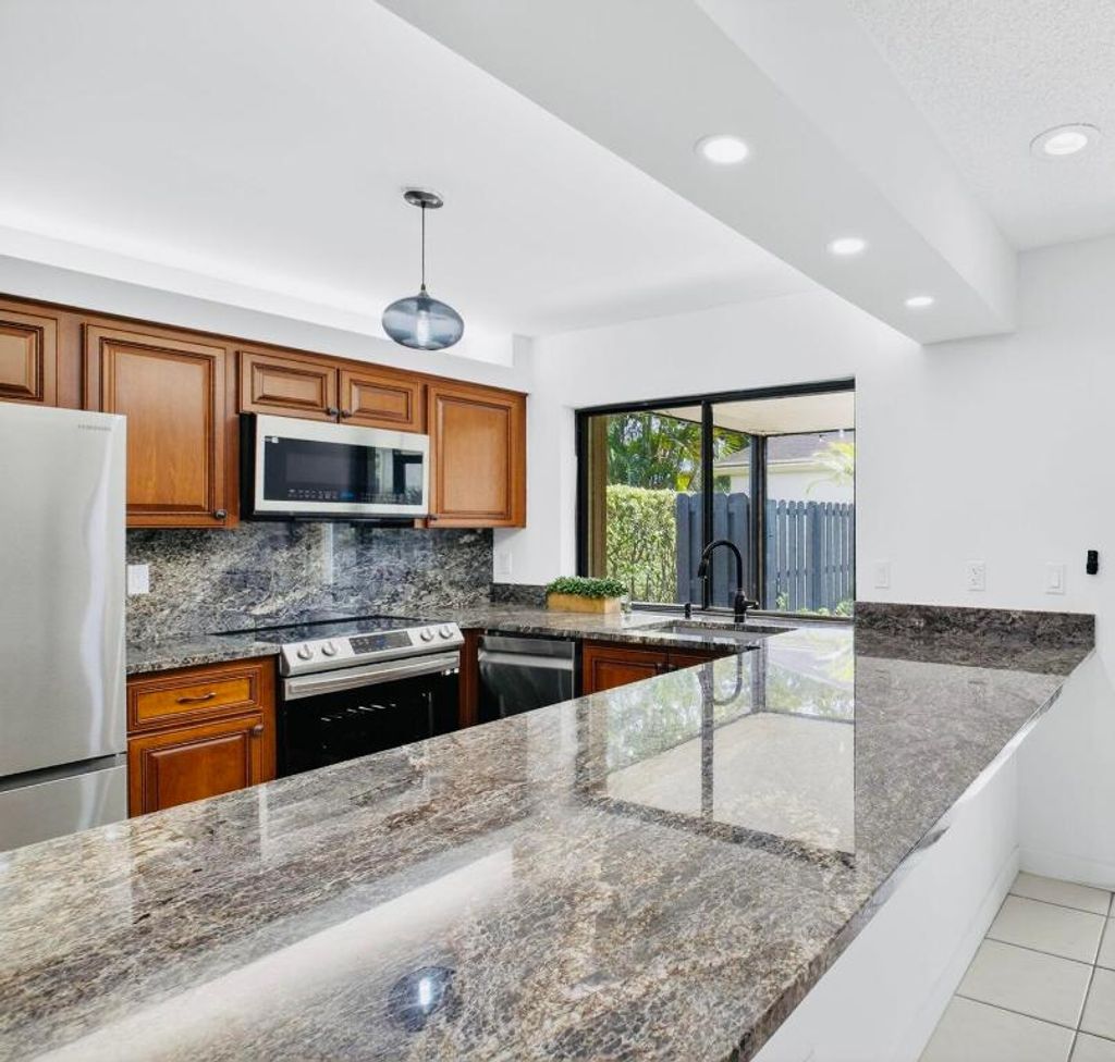 Photo of 800 NW 32nd Avenue, Delray Beach, FL 33445 (MLS # R11157239)