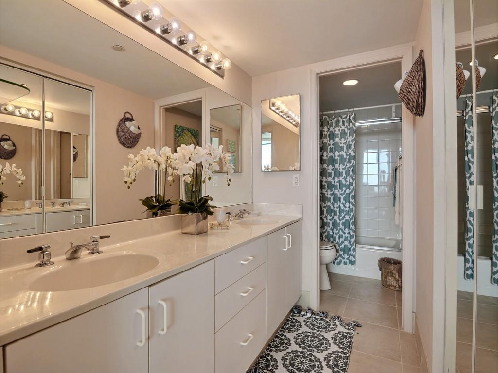 ISLAND DUNES OCEANSIDE - Residential