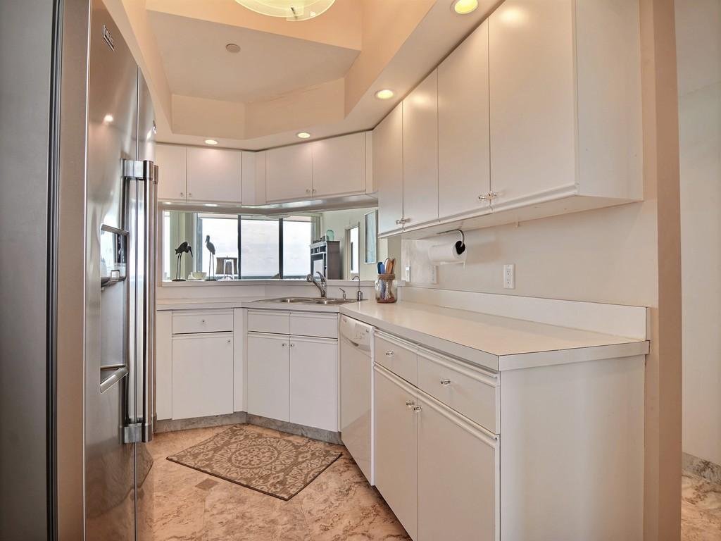 ISLAND DUNES OCEANSIDE - Residential