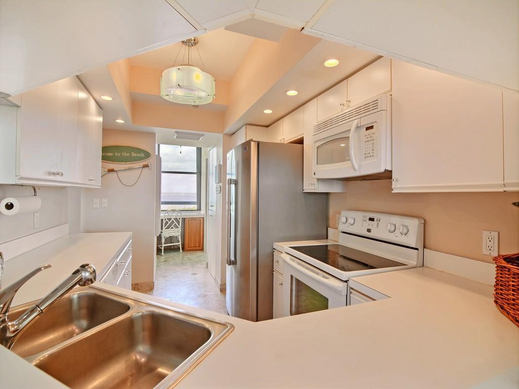 ISLAND DUNES OCEANSIDE - Residential