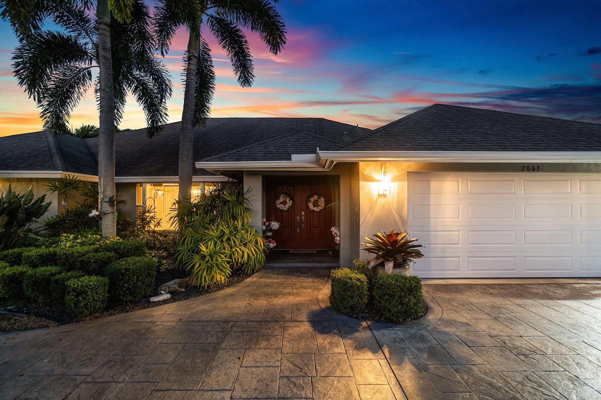 GREENVIEW SHORES 2 OF WEL - Residential