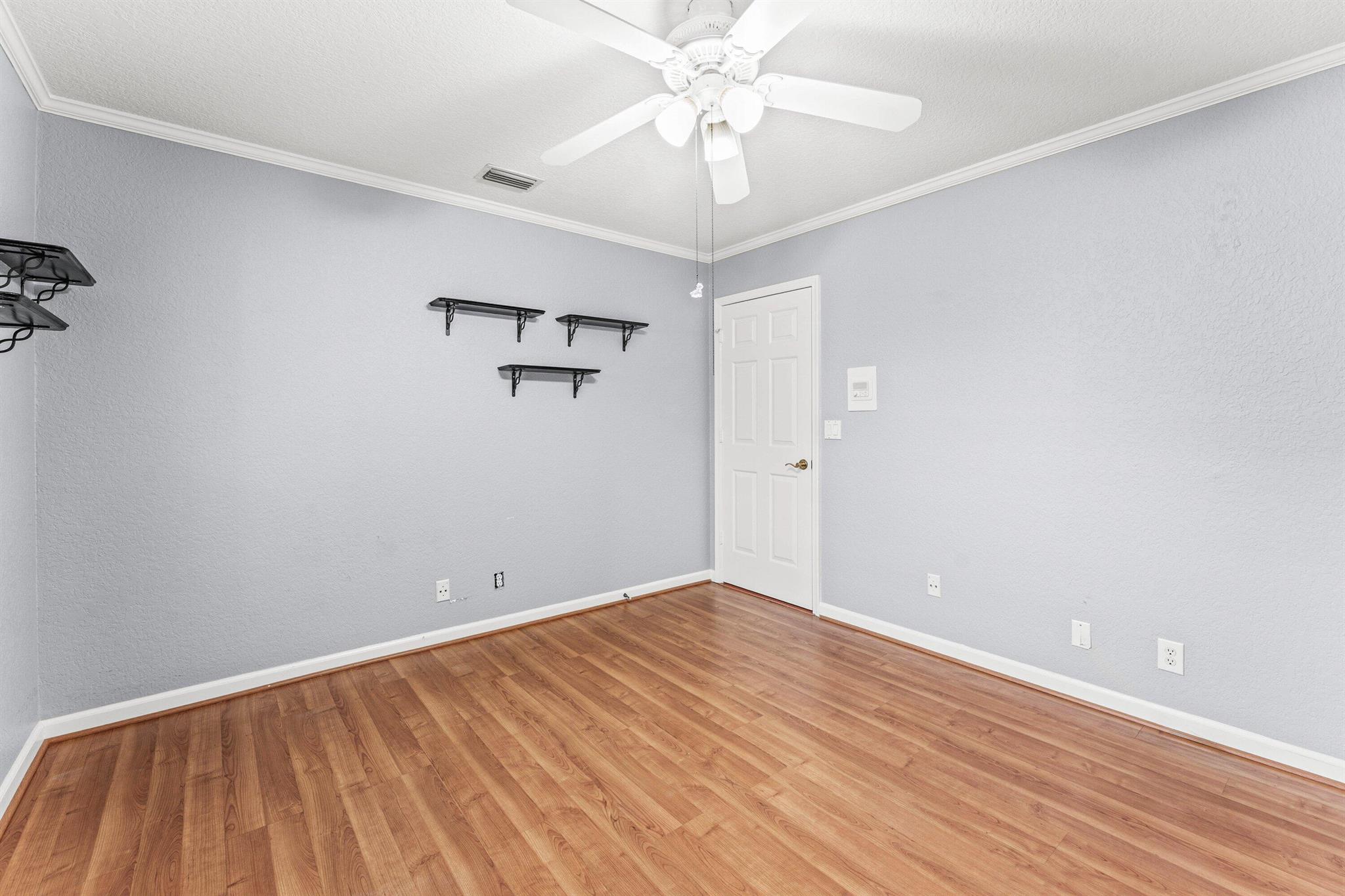 GREENVIEW SHORES 2 OF WEL - Residential