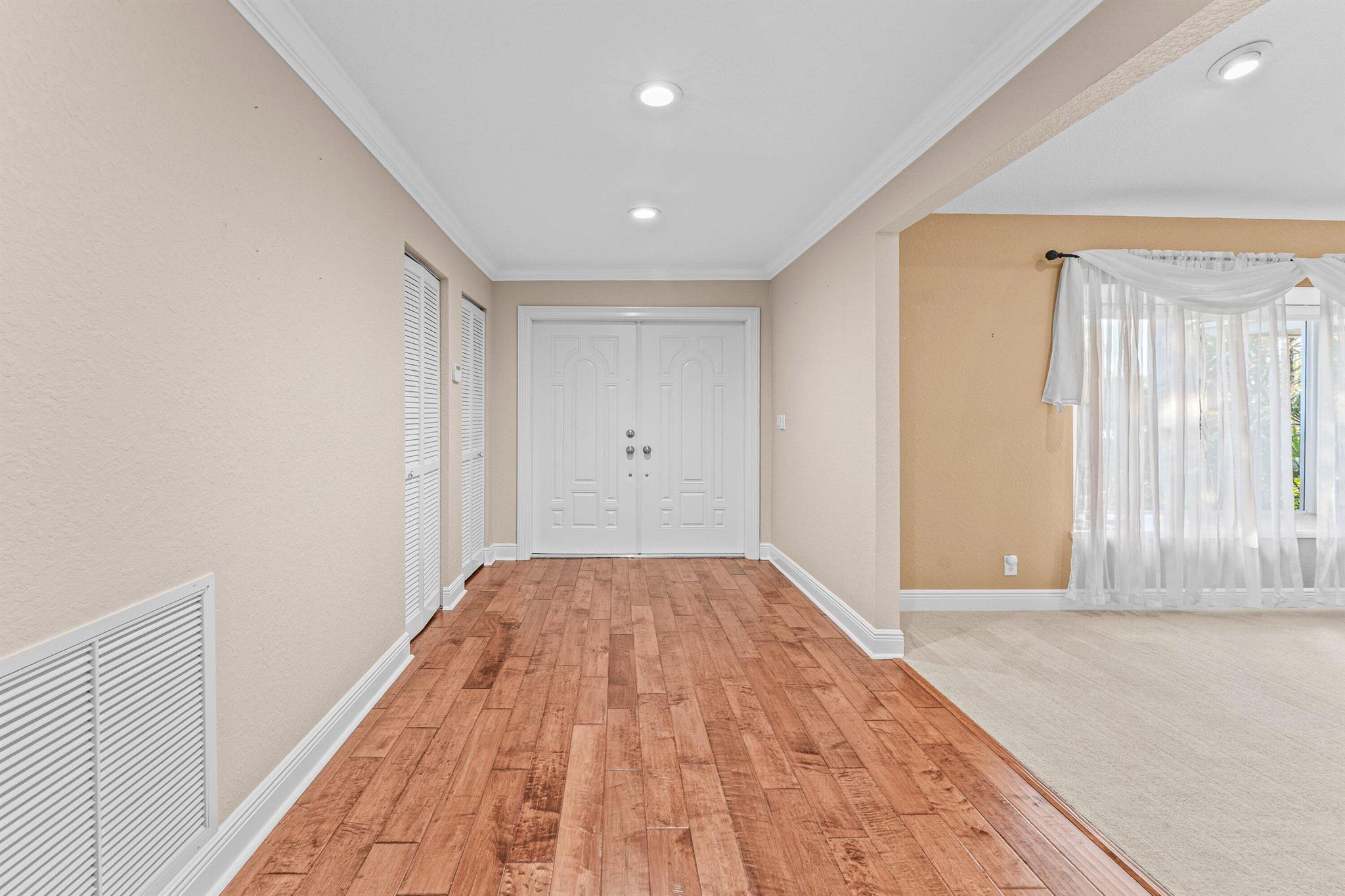 GREENVIEW SHORES 2 OF WEL - Residential