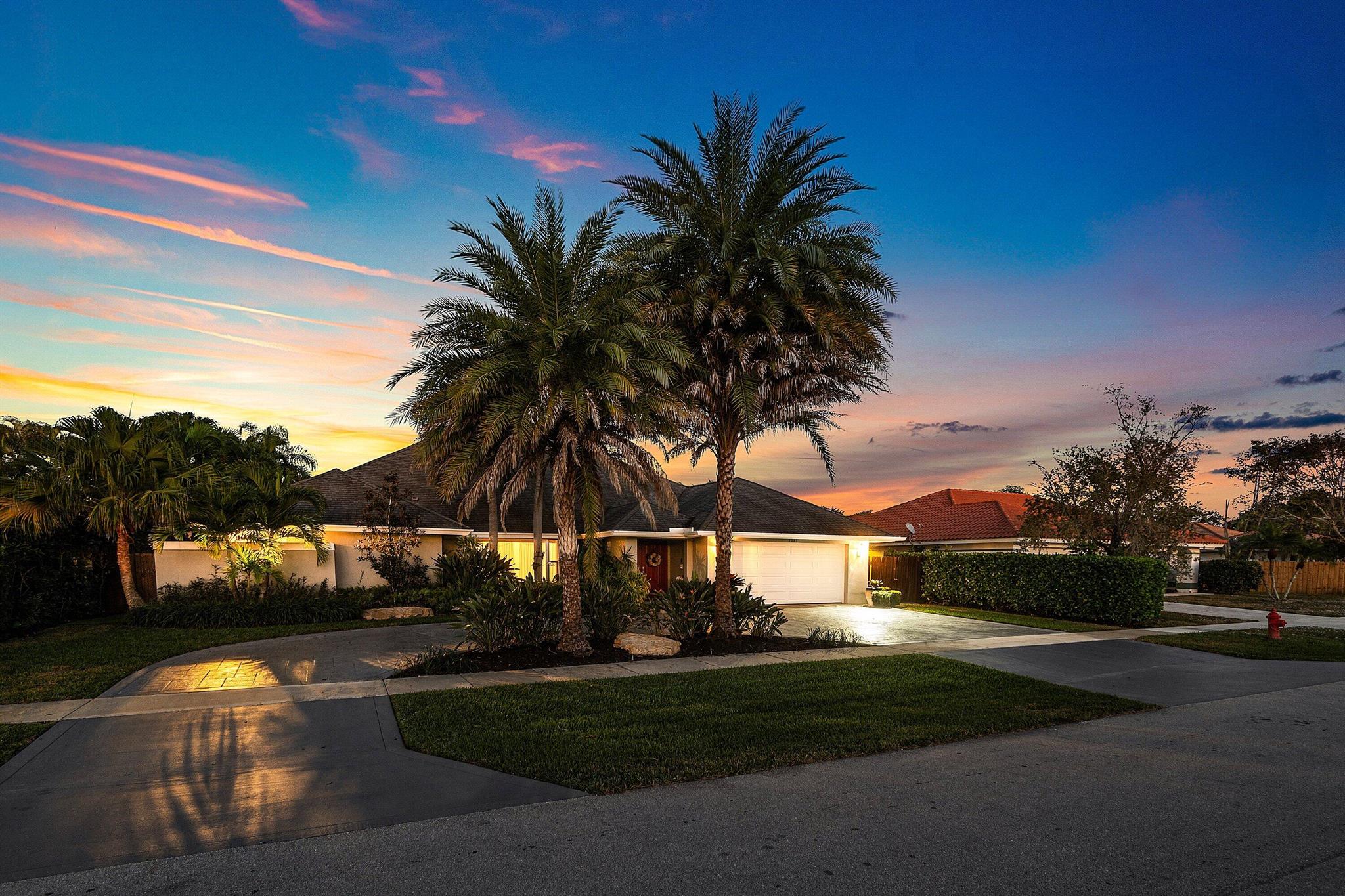 GREENVIEW SHORES 2 OF WEL - Residential