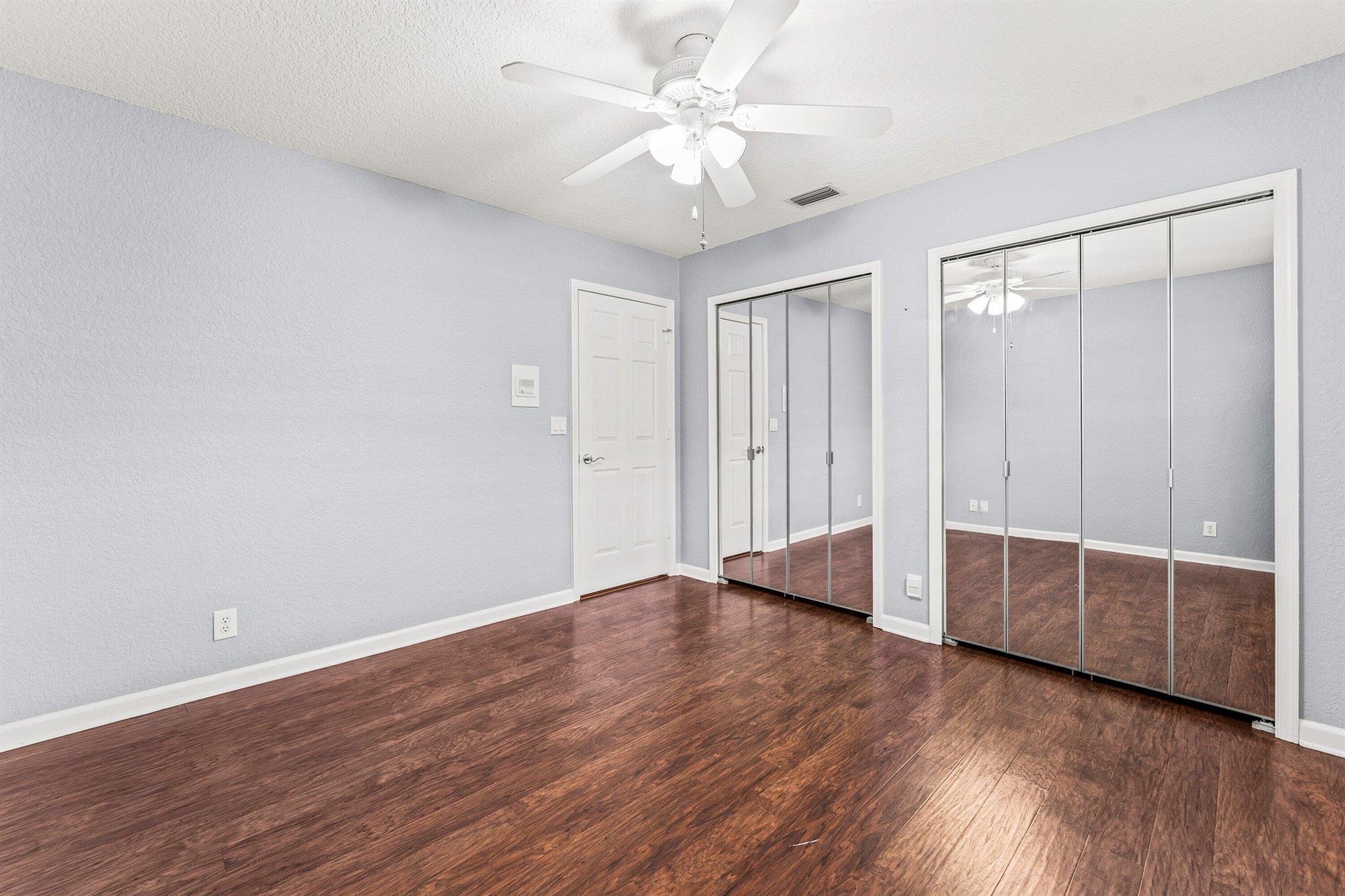 GREENVIEW SHORES 2 OF WEL - Residential