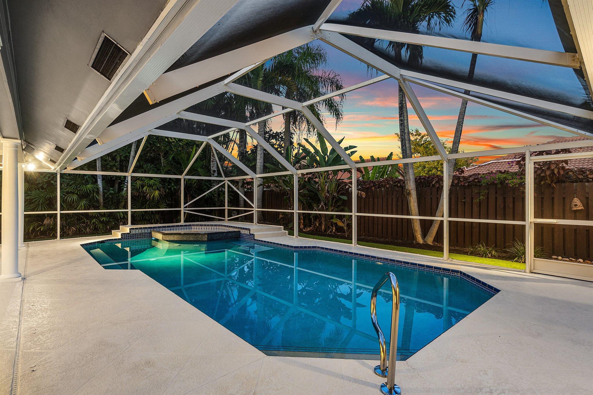 GREENVIEW SHORES 2 OF WEL - Residential