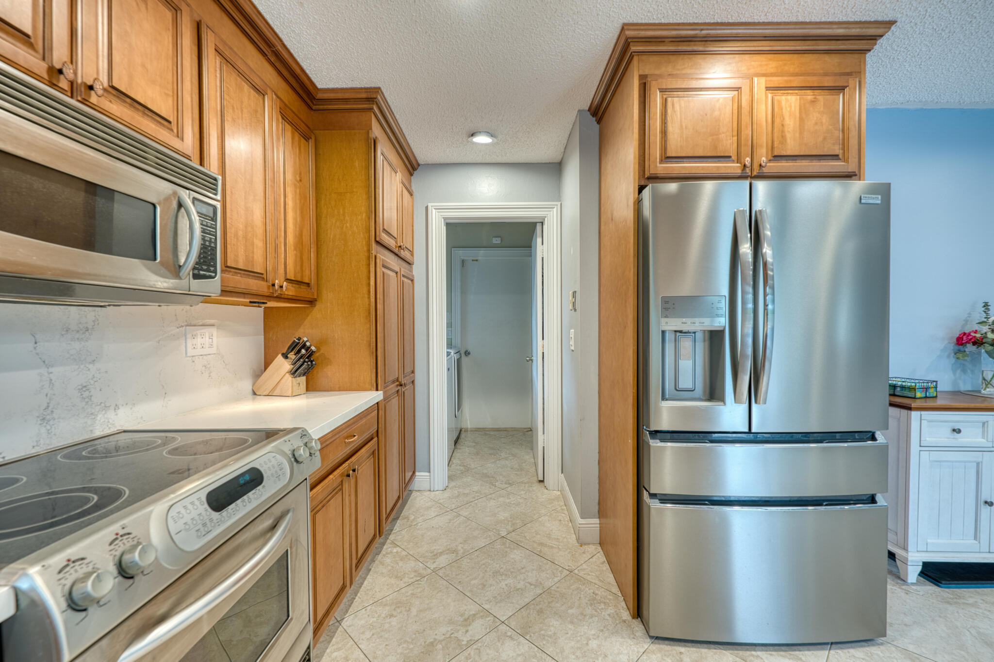 CYPRESS LAKES - Residential