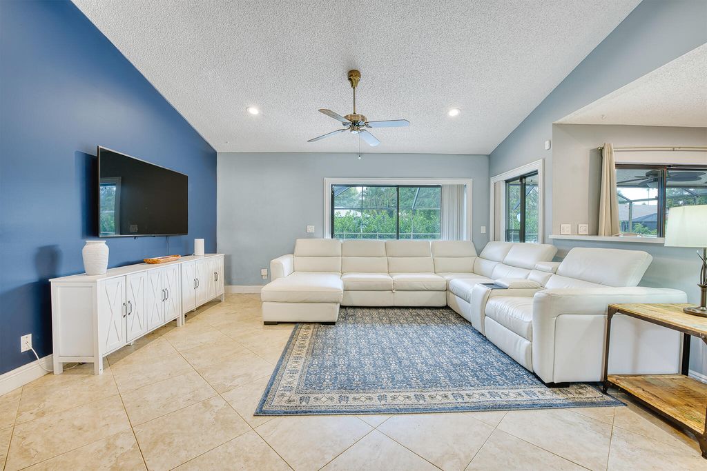 Photo of 935 NW 110th Lane, Coral Springs, FL 33071 (MLS # B26027813)