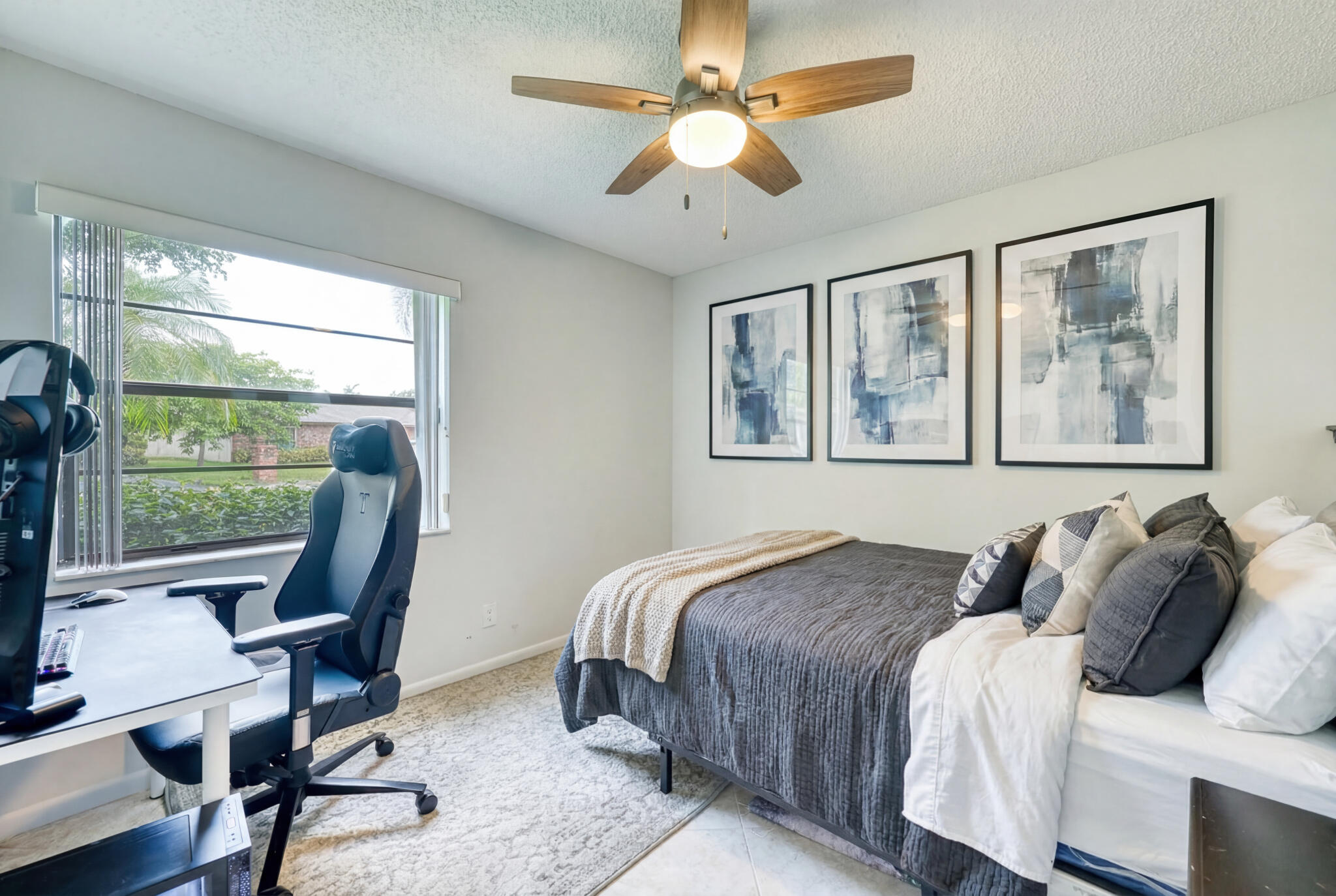 CYPRESS LAKES - Residential